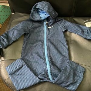 NWT Nike  9month 18-22 lbs one piece with hood